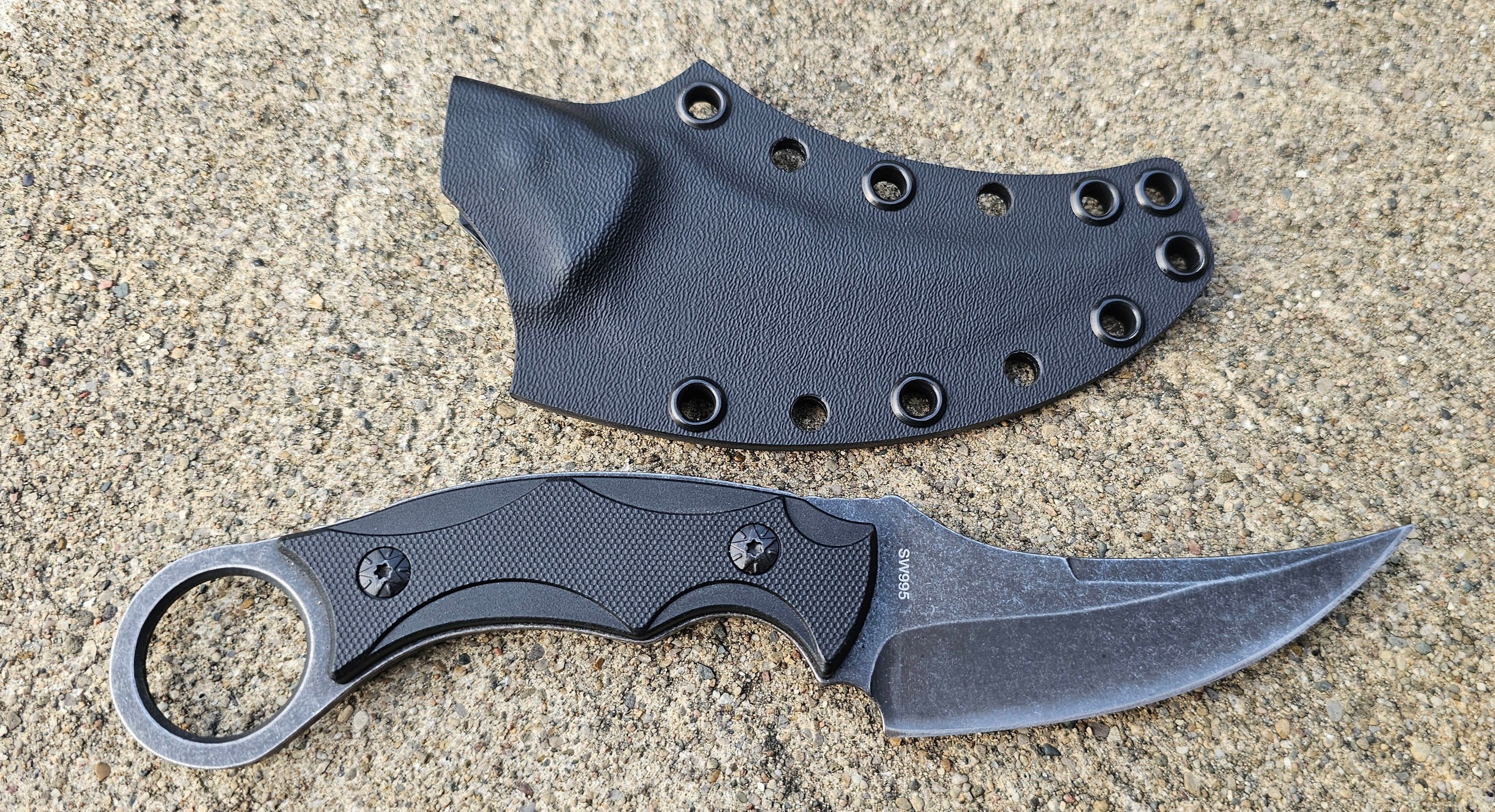 SMITH & WESSON SW995 Pancake Style Custom Kydex Sheath in Neck Carry