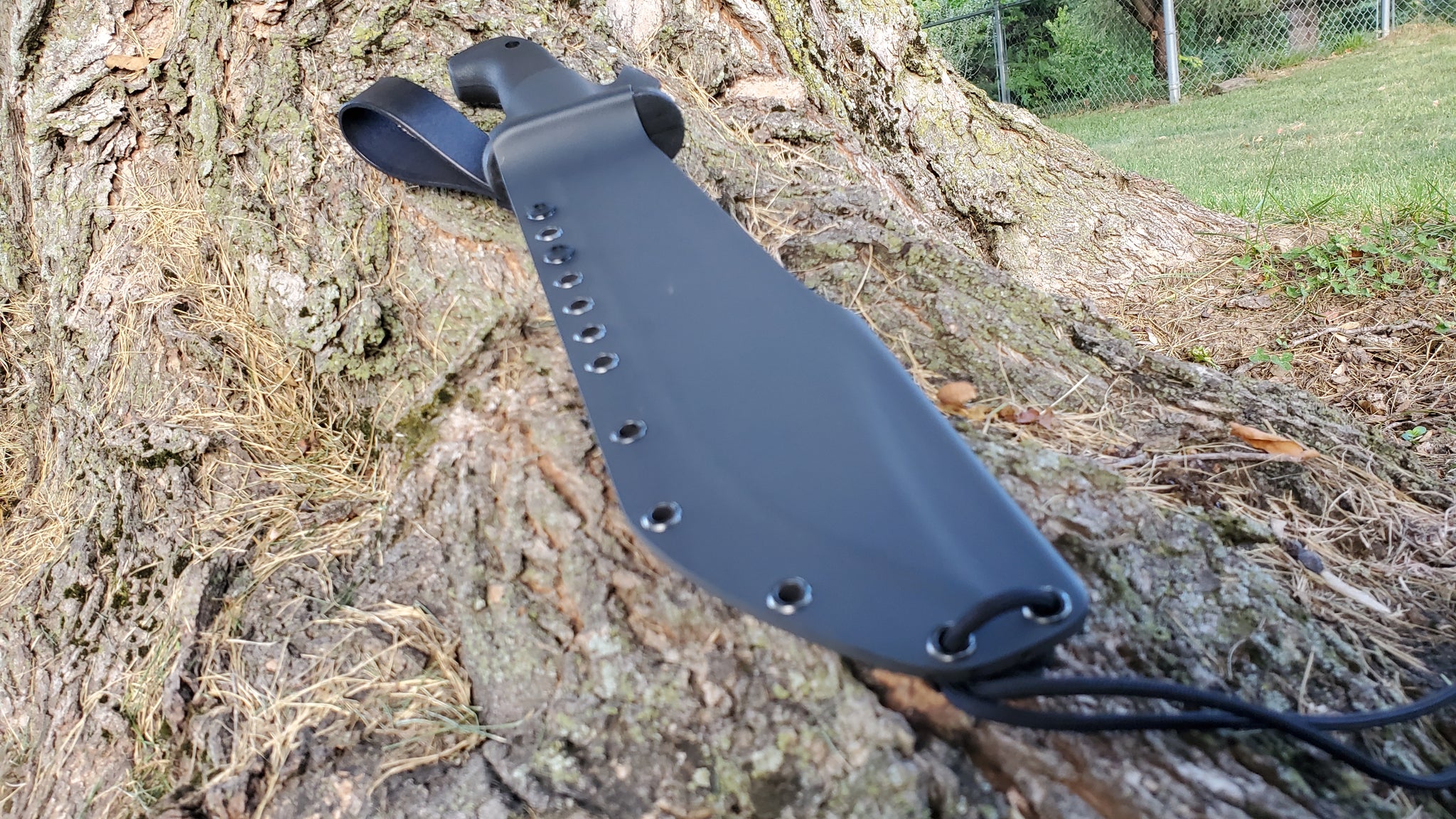 COLD STEEL "BLACK BEAR BOWIE" Kydex Taco Sheath with Leather Dangler