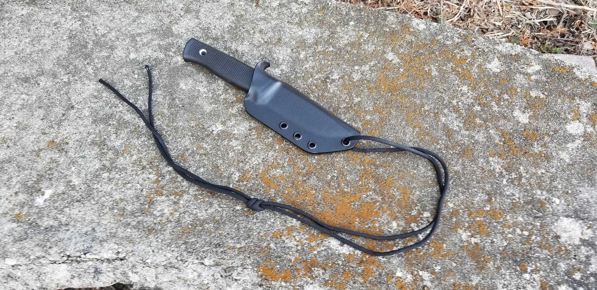 Fallkniven F1 custom Taco style kydex sheath w/ Paracord Necklace Lanyard