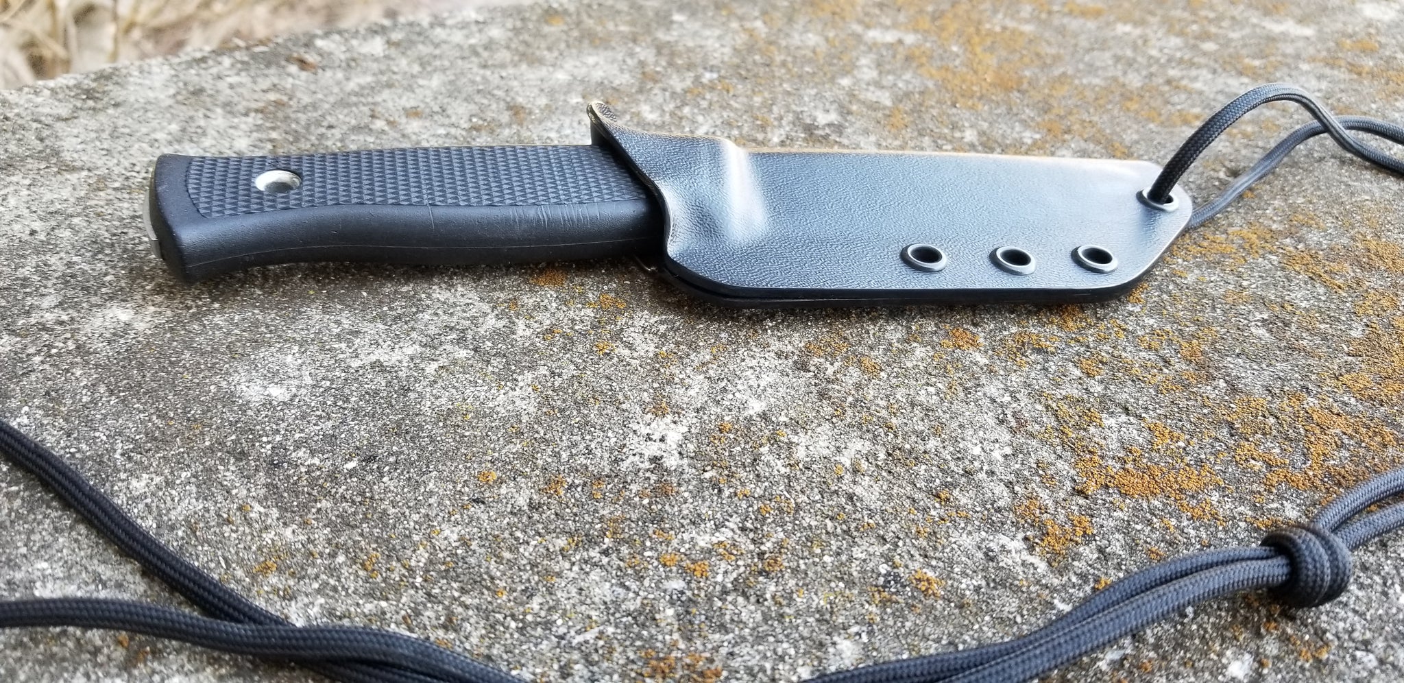 Fallkniven F1 custom Taco style kydex sheath w/ Paracord Necklace Lanyard