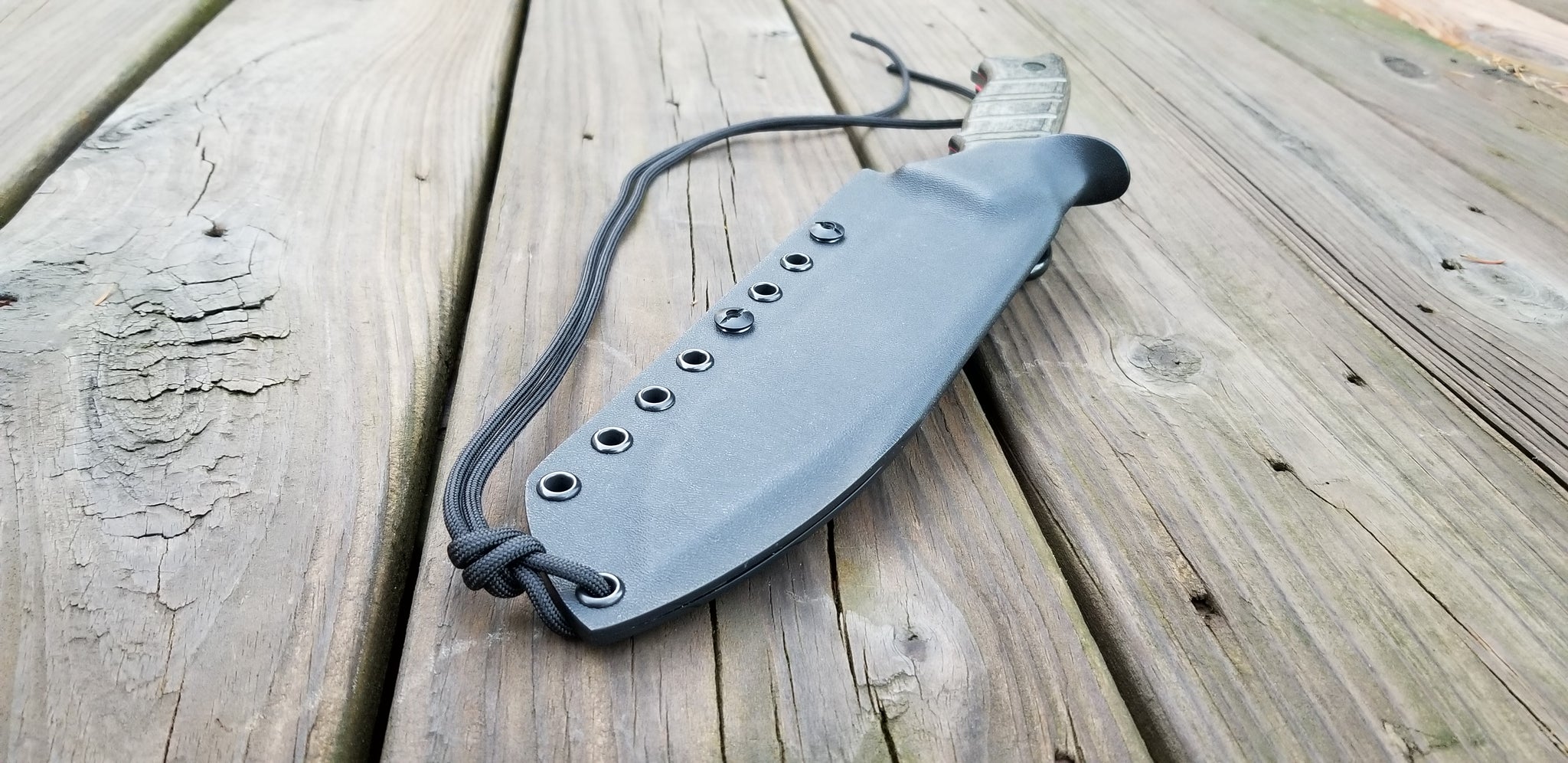 BUCK THUG custom Taco style kydex sheath with Leather looped Dangler