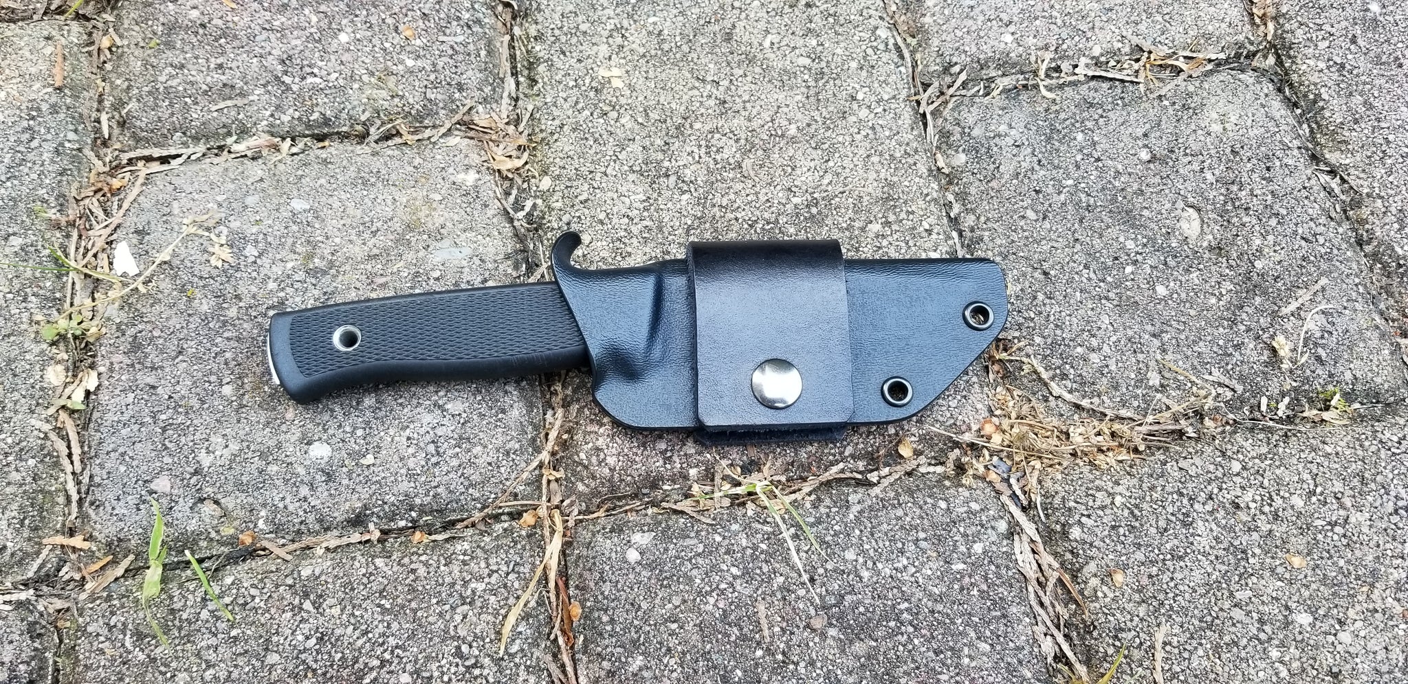 F1 custom Taco style kydex sheath w/ leather scout loop single snap