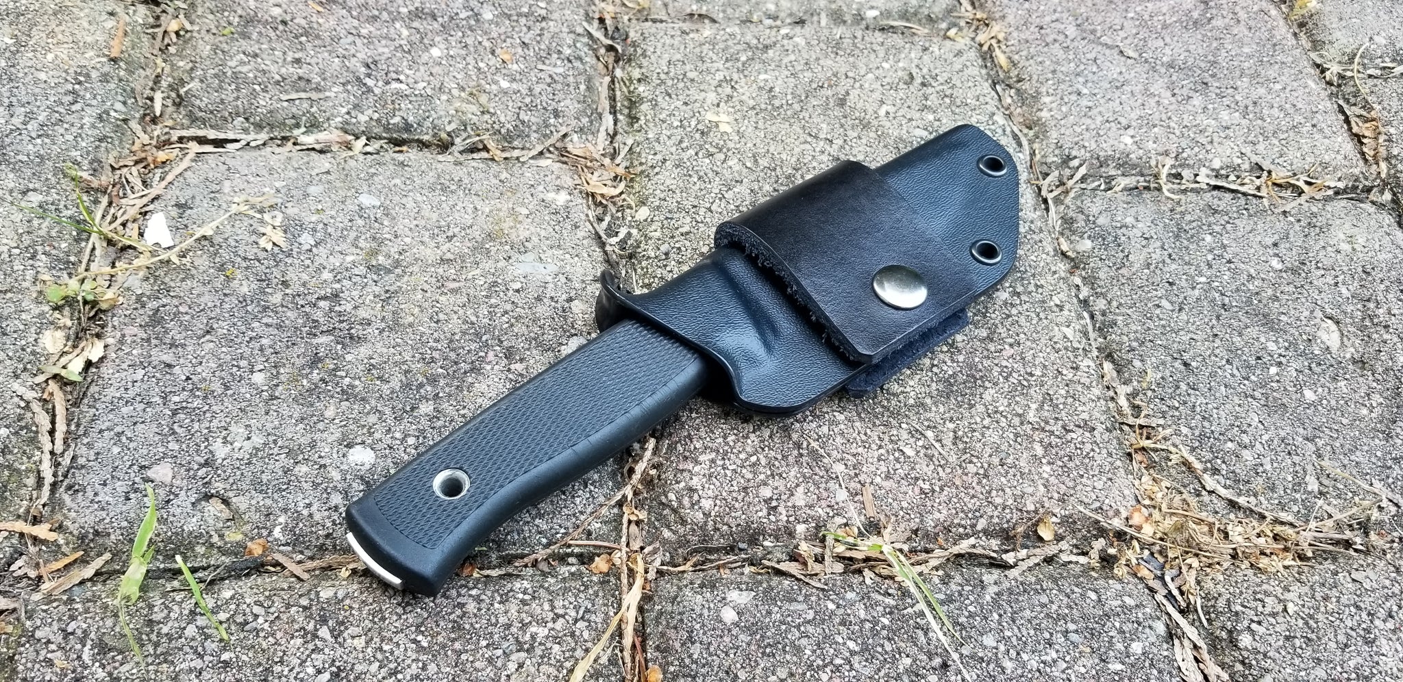 F1 custom Taco style kydex sheath w/ leather scout loop single snap
