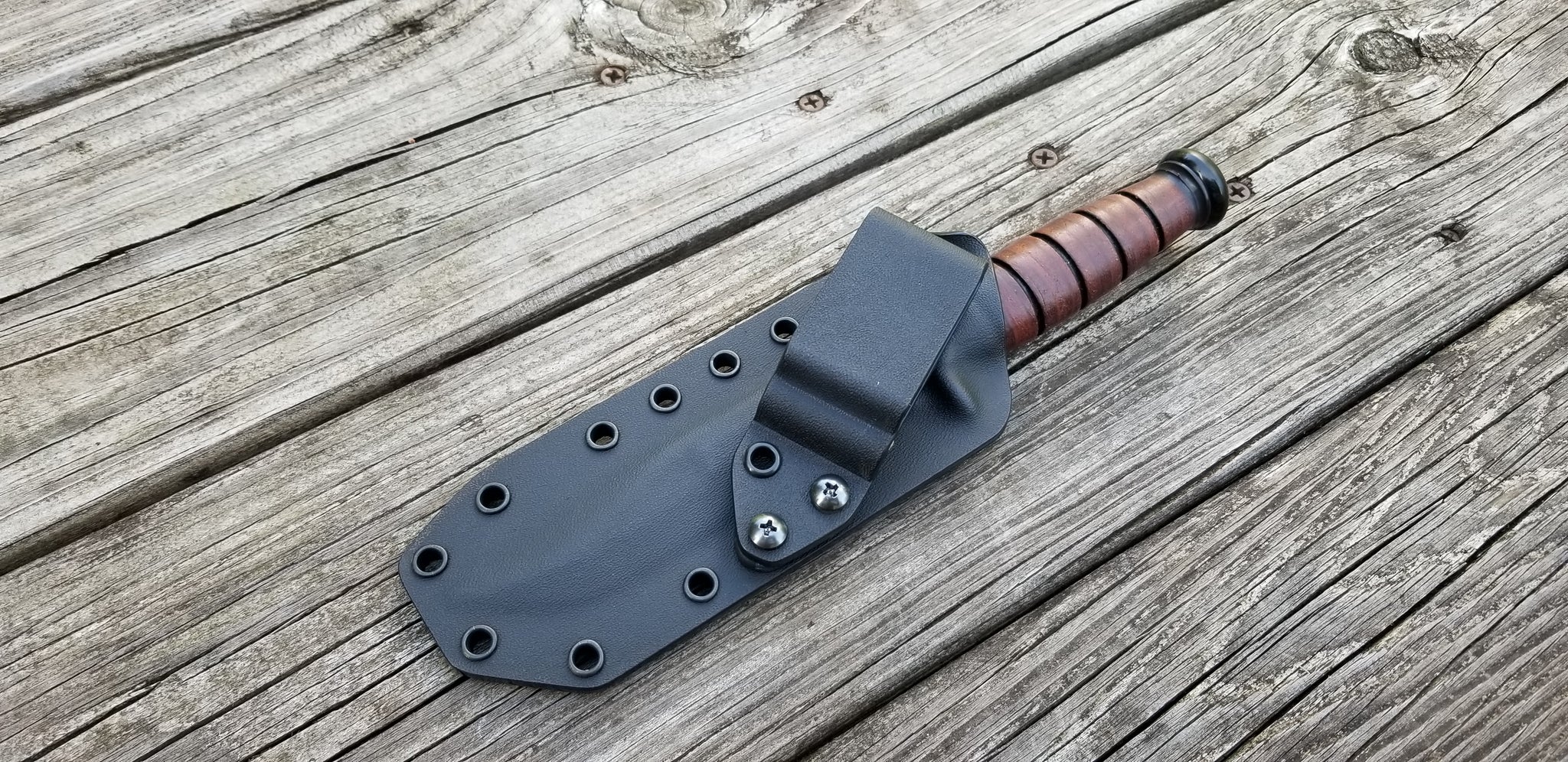 KA-BAR USMC "SHORT" knife Pancake style w/ Canted offset beltloop