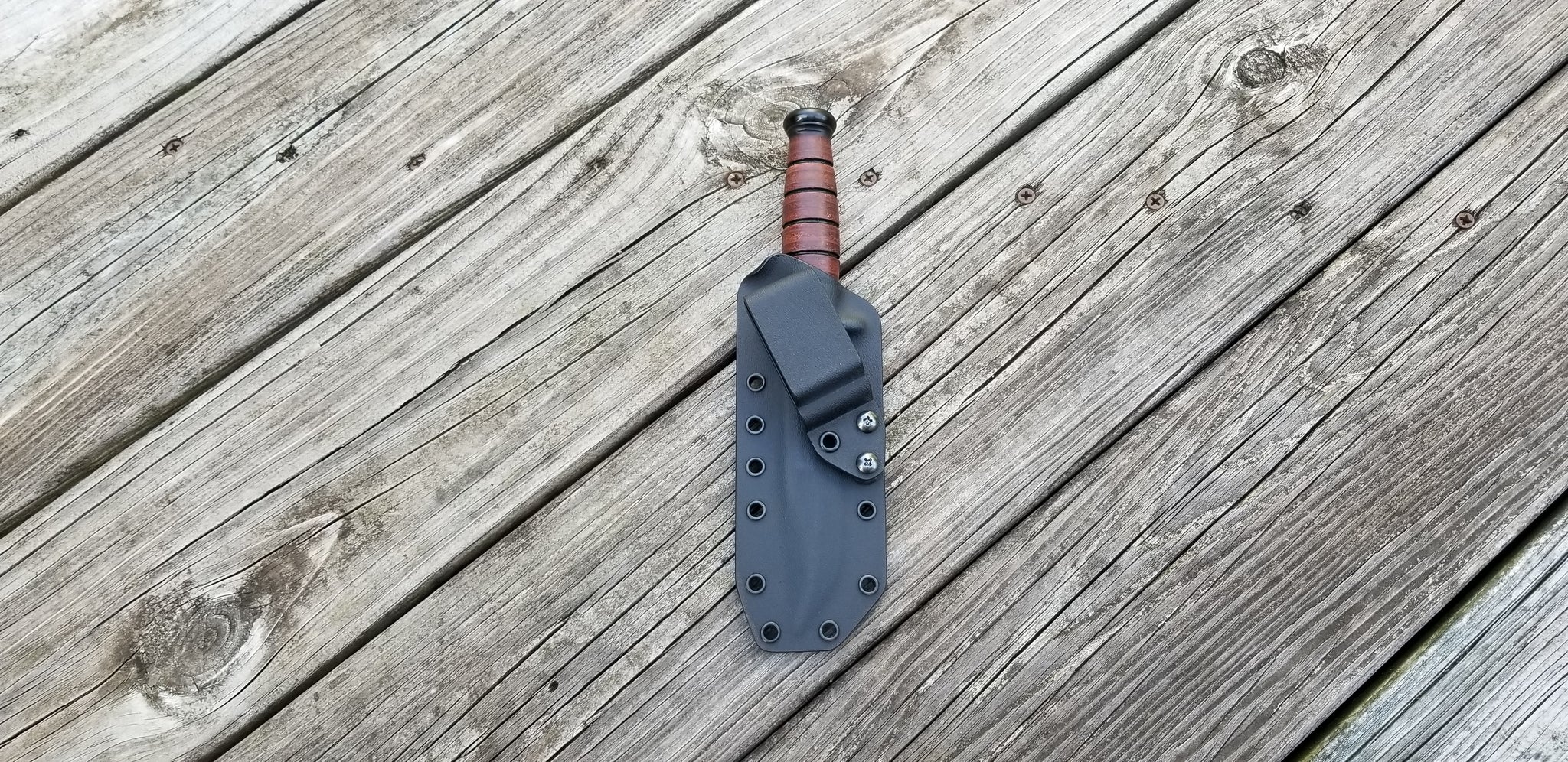 KA-BAR USMC "SHORT" knife Pancake style w/ Canted offset beltloop