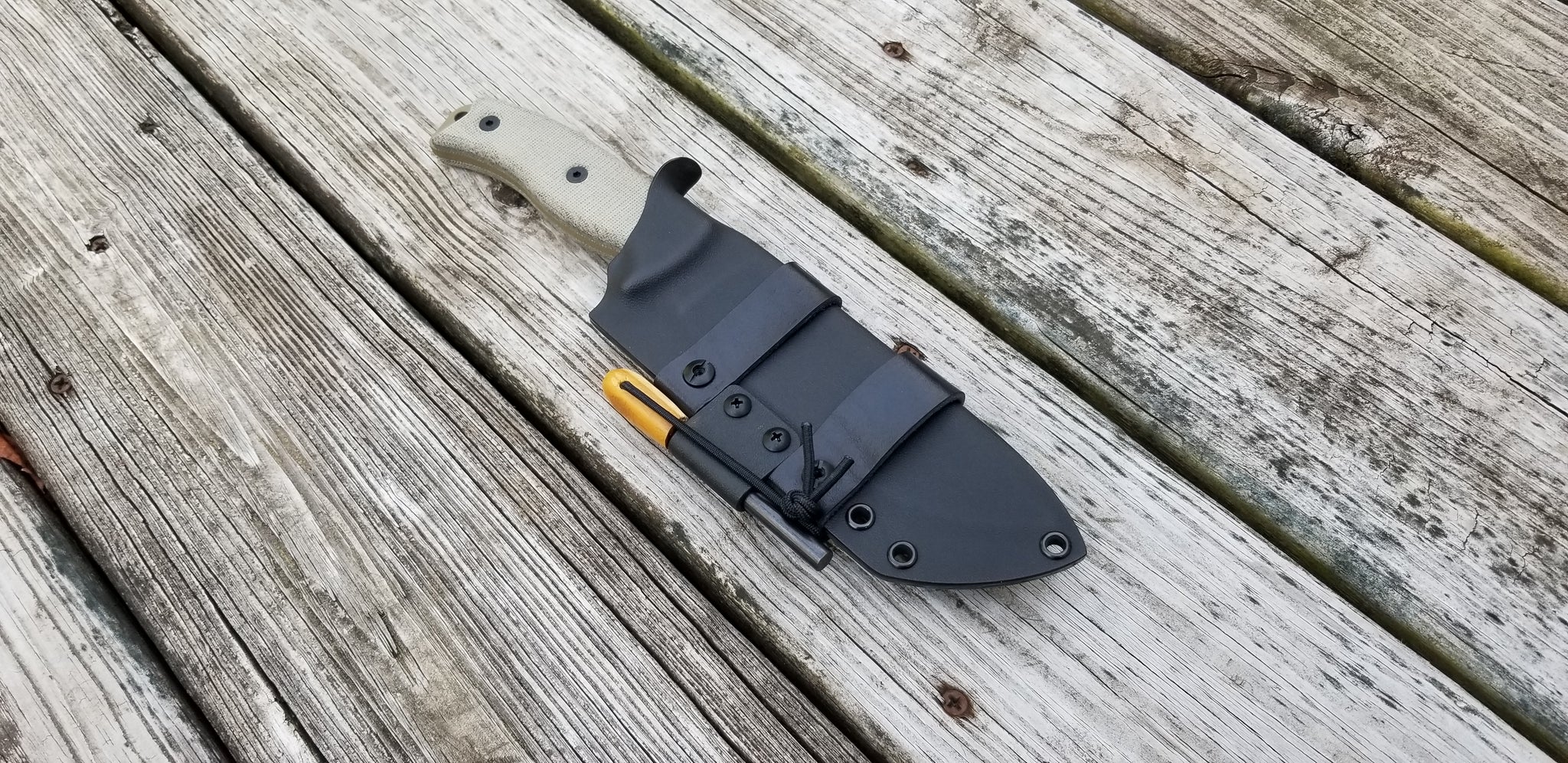 ESEE-6 Custom Taco style Kydex Sheath in Scout carry w/ double snap leather belt attach and fire steel holder