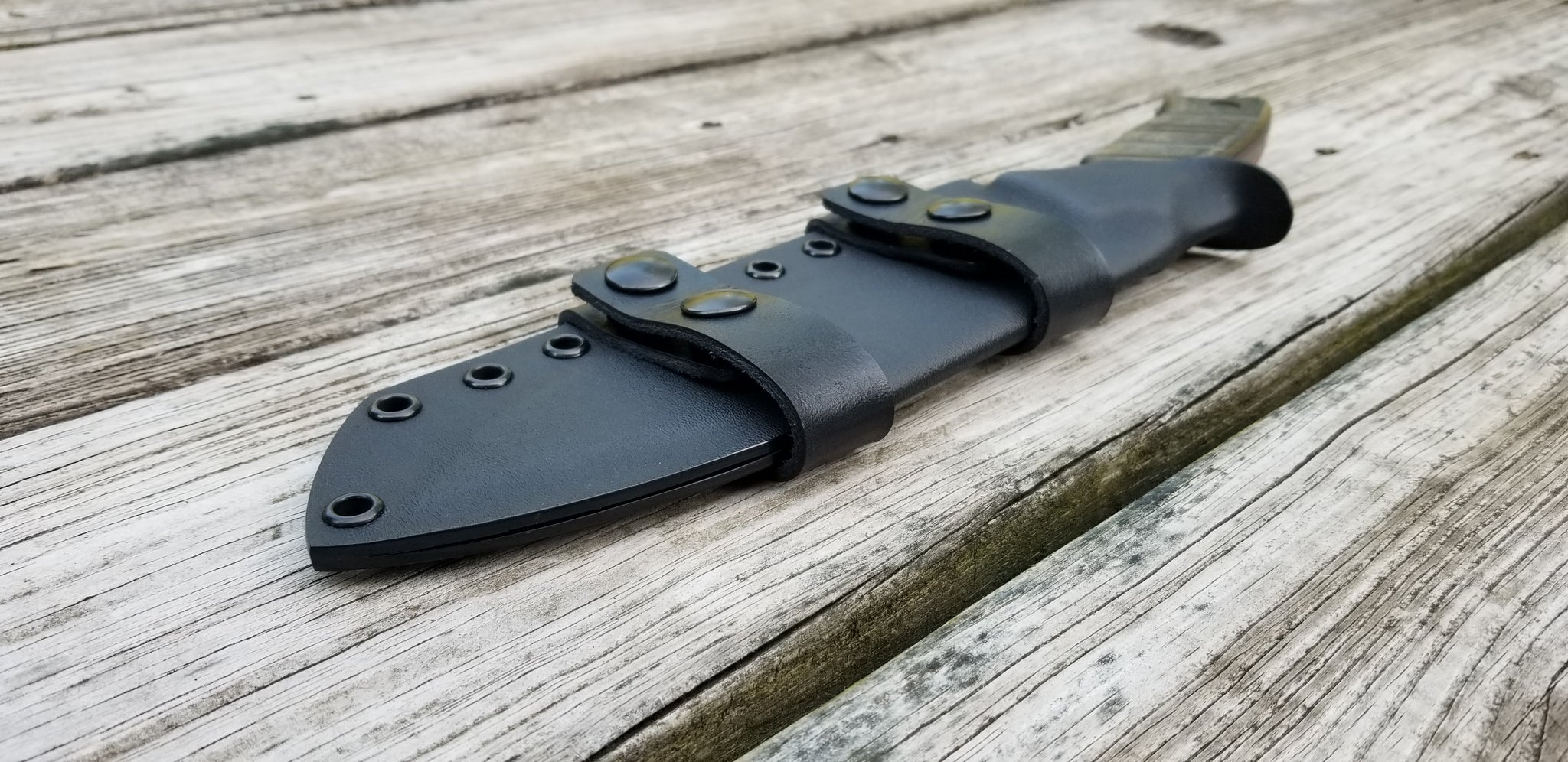 BUCK THUG Custom Taco style Kydex Sheath in Scout Carry w/ double snap leather scout straps