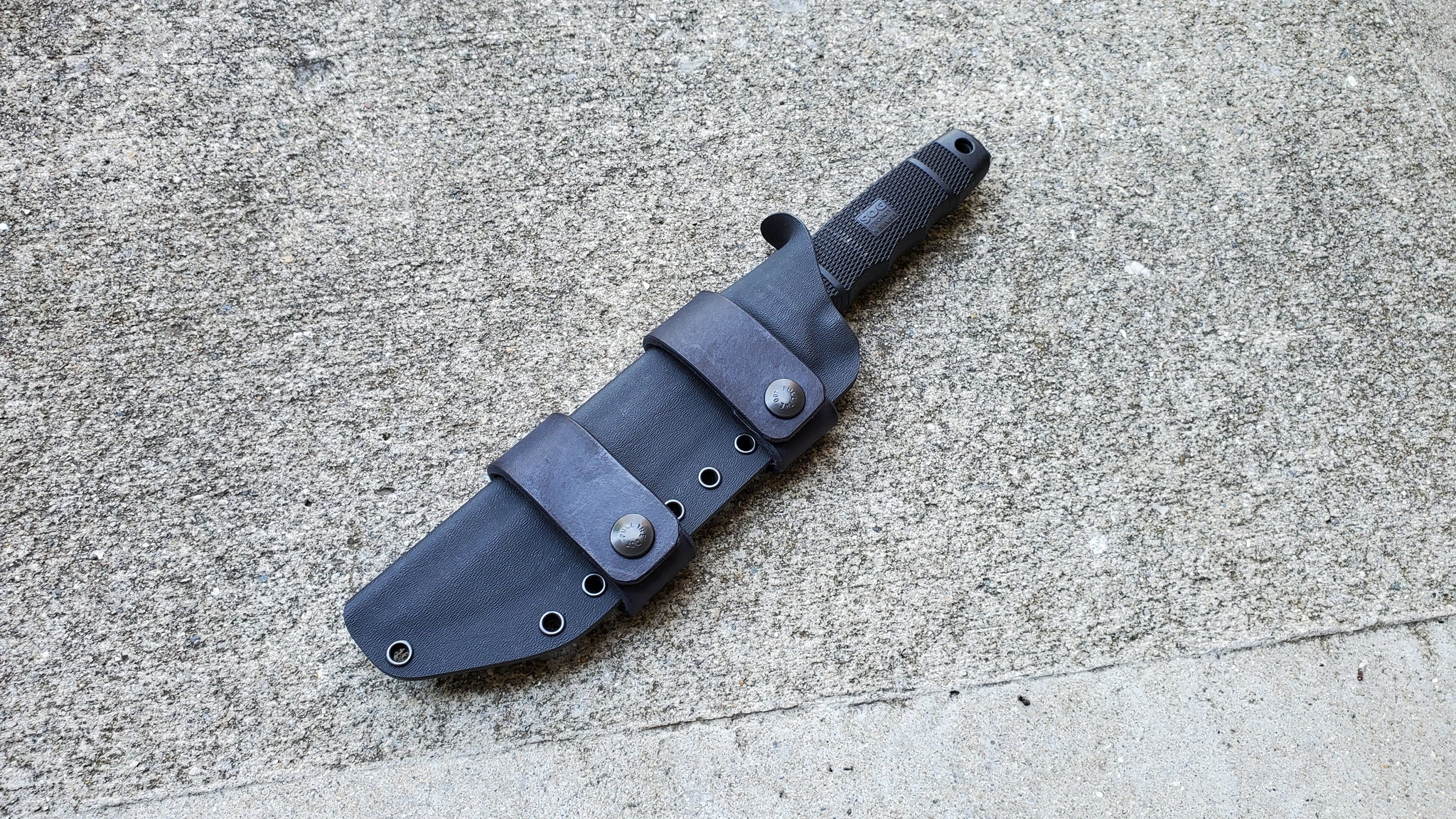 SOG SEAL TEAM ELITE Taco Style custom Kydex Sheath in Scout Carry with 2 single snaps