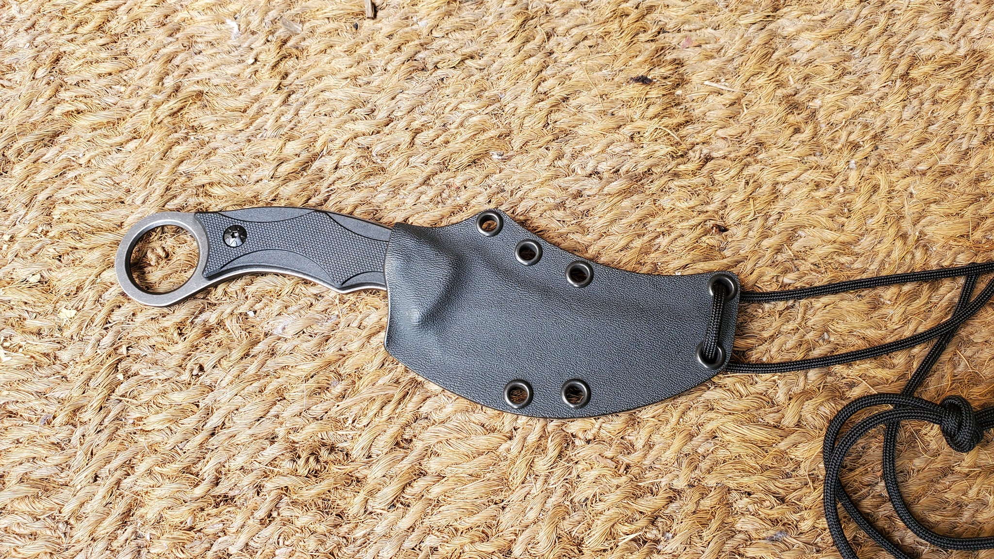SMITH & WESSON SW995 Pancake Style Custom Kydex Sheath in Neck Carry