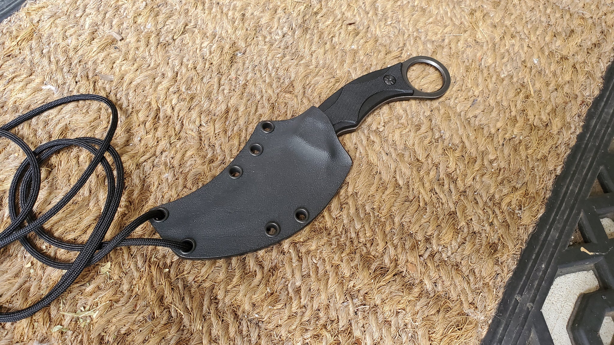 SMITH & WESSON SW995 Pancake Style Custom Kydex Sheath in Neck Carry