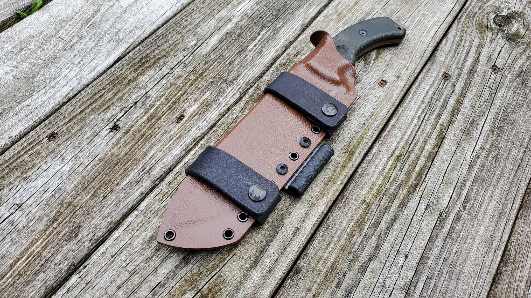 TOPS TAHOMA FIELD KNIFE Taco Style Sheath in SCOUT Carry w/ 2 single snaps & Firesteel Holder