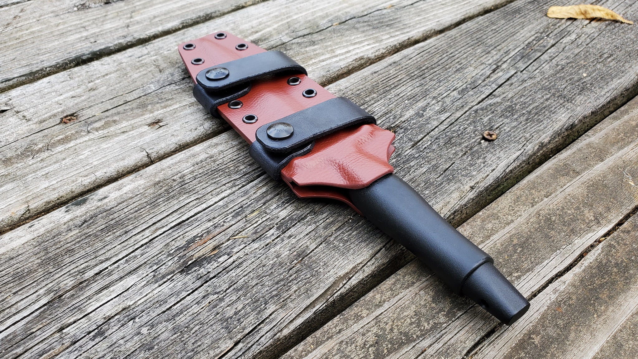 Gerber " MARK II " Kydex sheath, Scout Carry Leather Straps