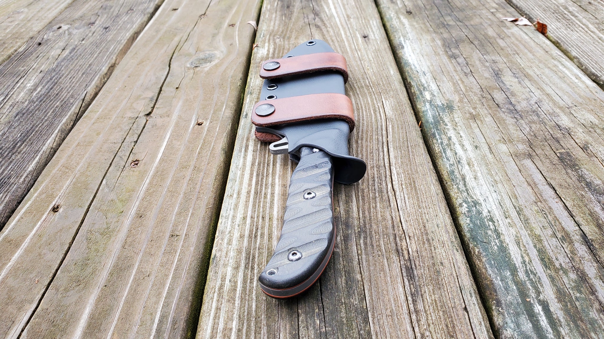 TOPS SILENT HERO custom Taco kydex sheath w/ Leather Scout Straps