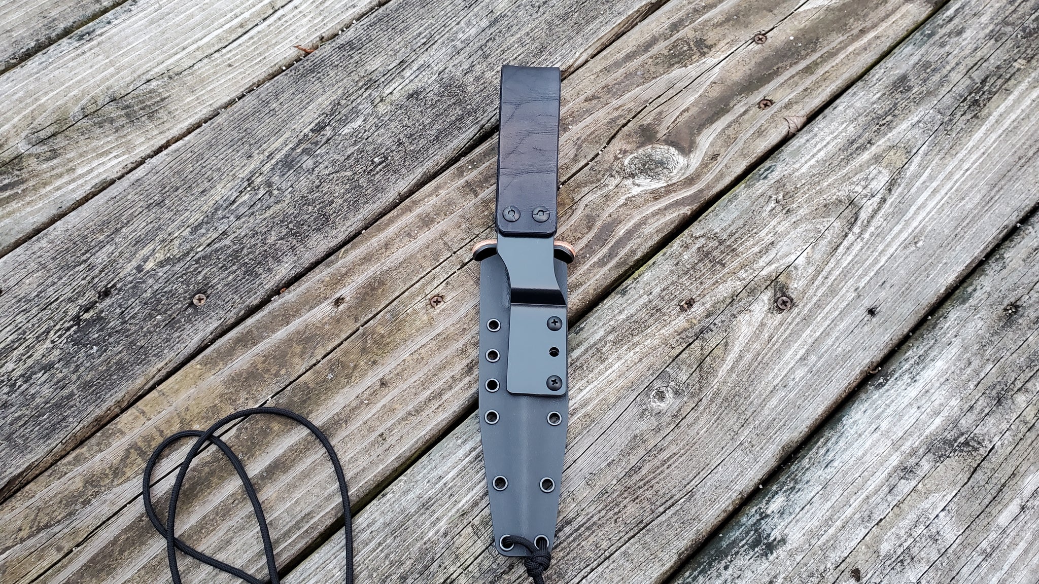 BOKER PLUS " V-42 " Custom Pancake style Kydex Sheath, Leather Offset Drop Belt Attachment