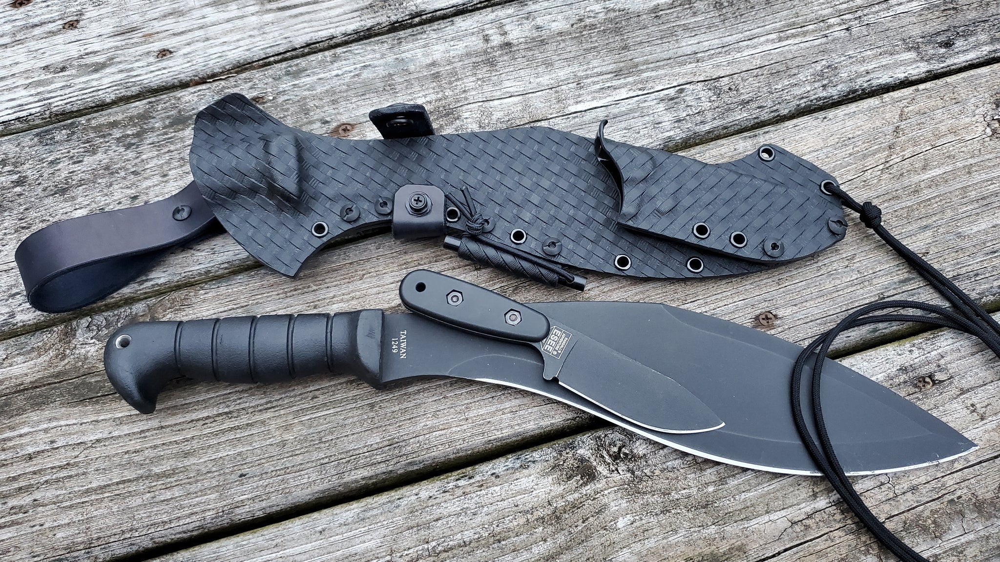 KA-BAR KUKRI #1249 custom "piggy back" Pancake style Kydex Sheath