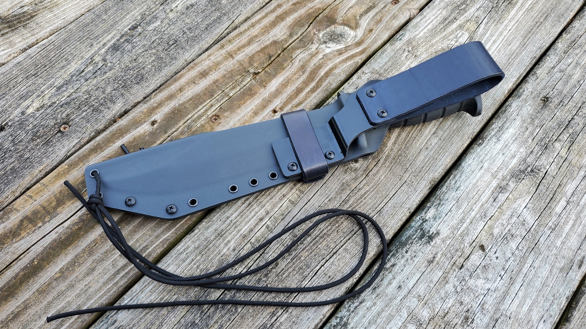 ONTARIO SP-10 Taco Style custom kydex sheath with offset Leather Belt Attachment